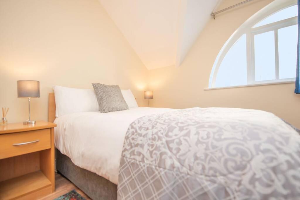 Apartmán Latin Quarter Luxury Galway Exteriér fotografie